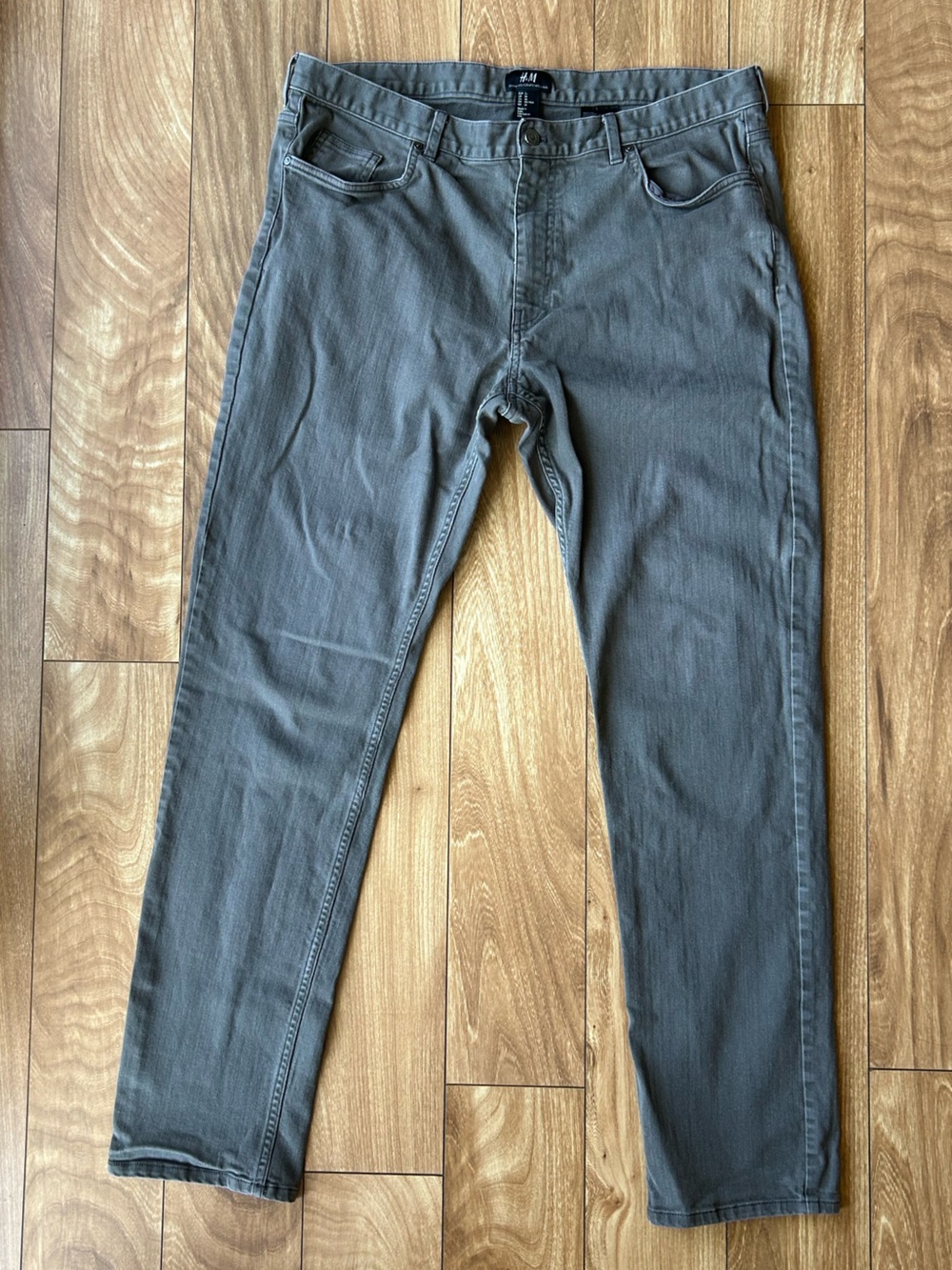 H&M Men’s Gray Skinny Jeans